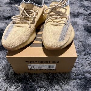 Adidas Yeezy Boost 350 V2 in Tan and Gray